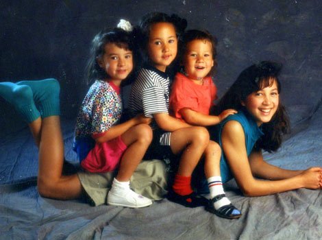 Jamie and her sisters in 1988